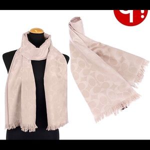 Coach scarf very soft